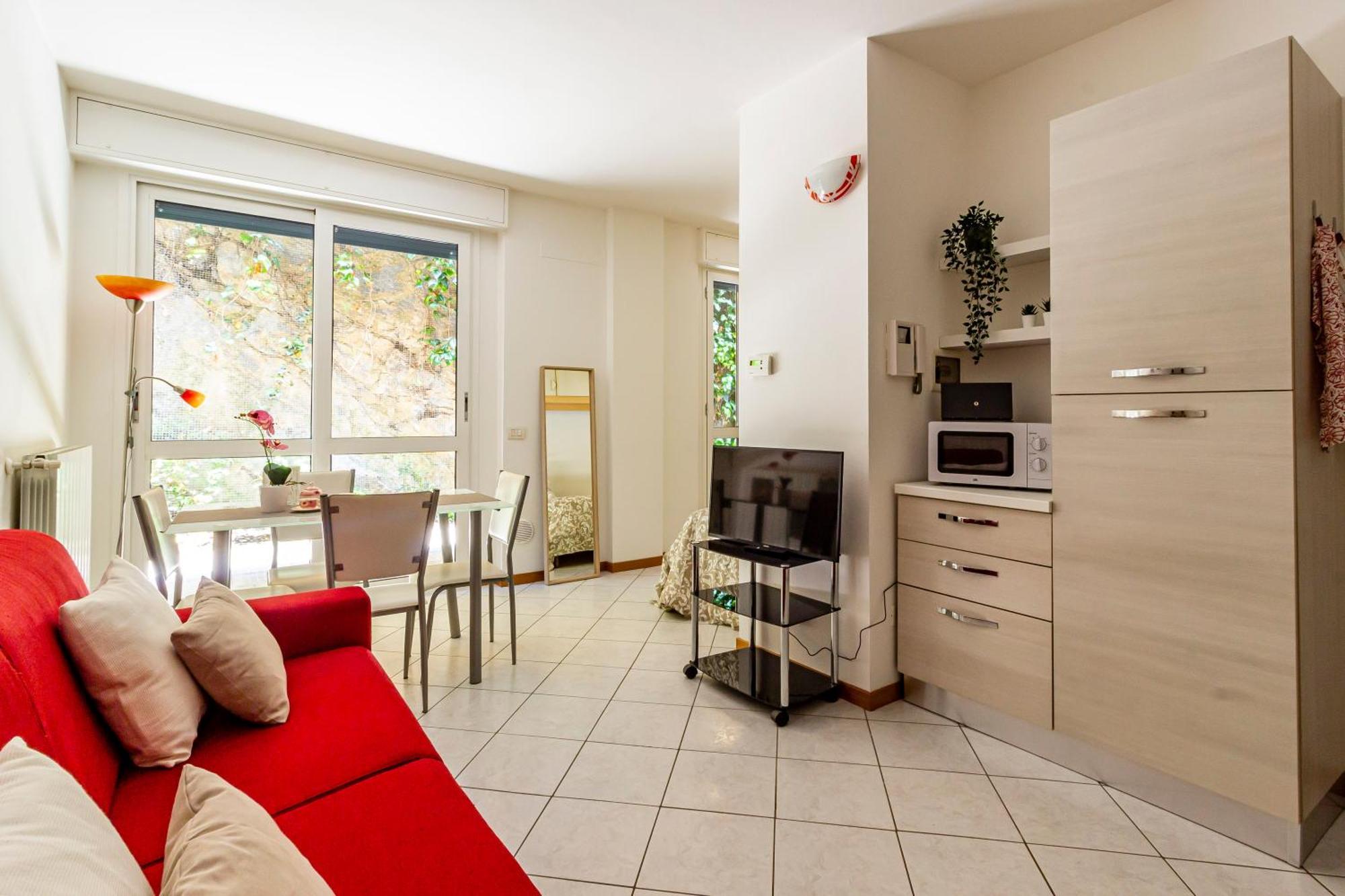Апартаменти Private Garden & Garage - Self Check-In & Remote Access Комо Екстер'єр фото